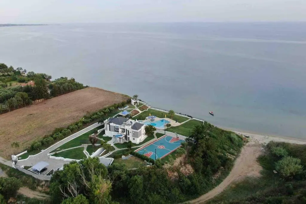 One Villa - Calm And Peace In Our Private Beach Epanomi 0*,  Greece